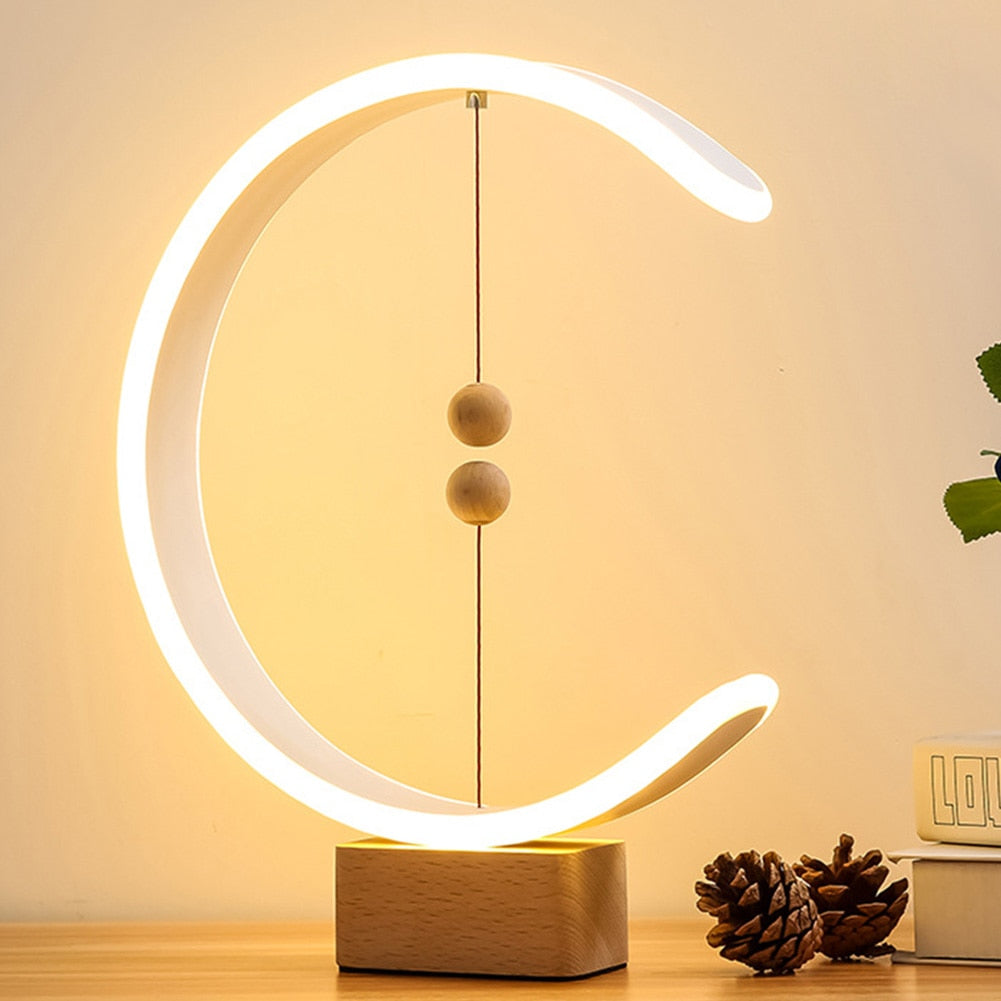 C Balance Lamp