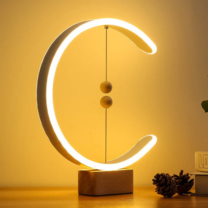 C Balance Lamp